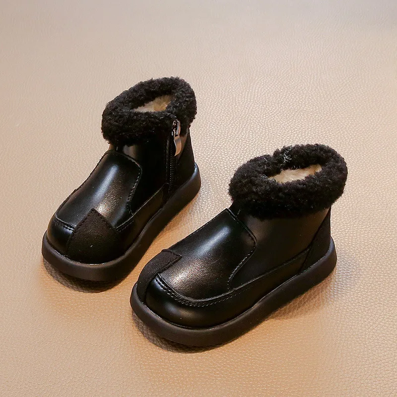 2024 inverno nuovi bambini stivali corti per le ragazze moda stile coreano fondo morbido antiscivolo versatile chic peluche scarpe in pelle