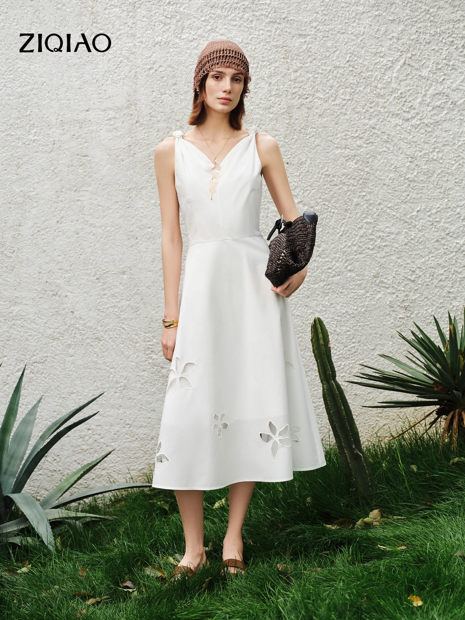 ZIQIAO Summer Floral Cut-Out Waist-Cinching Sleeveless Midi Dress, Romantic A-Line Flowy Slip for Coquette Garden Party Style