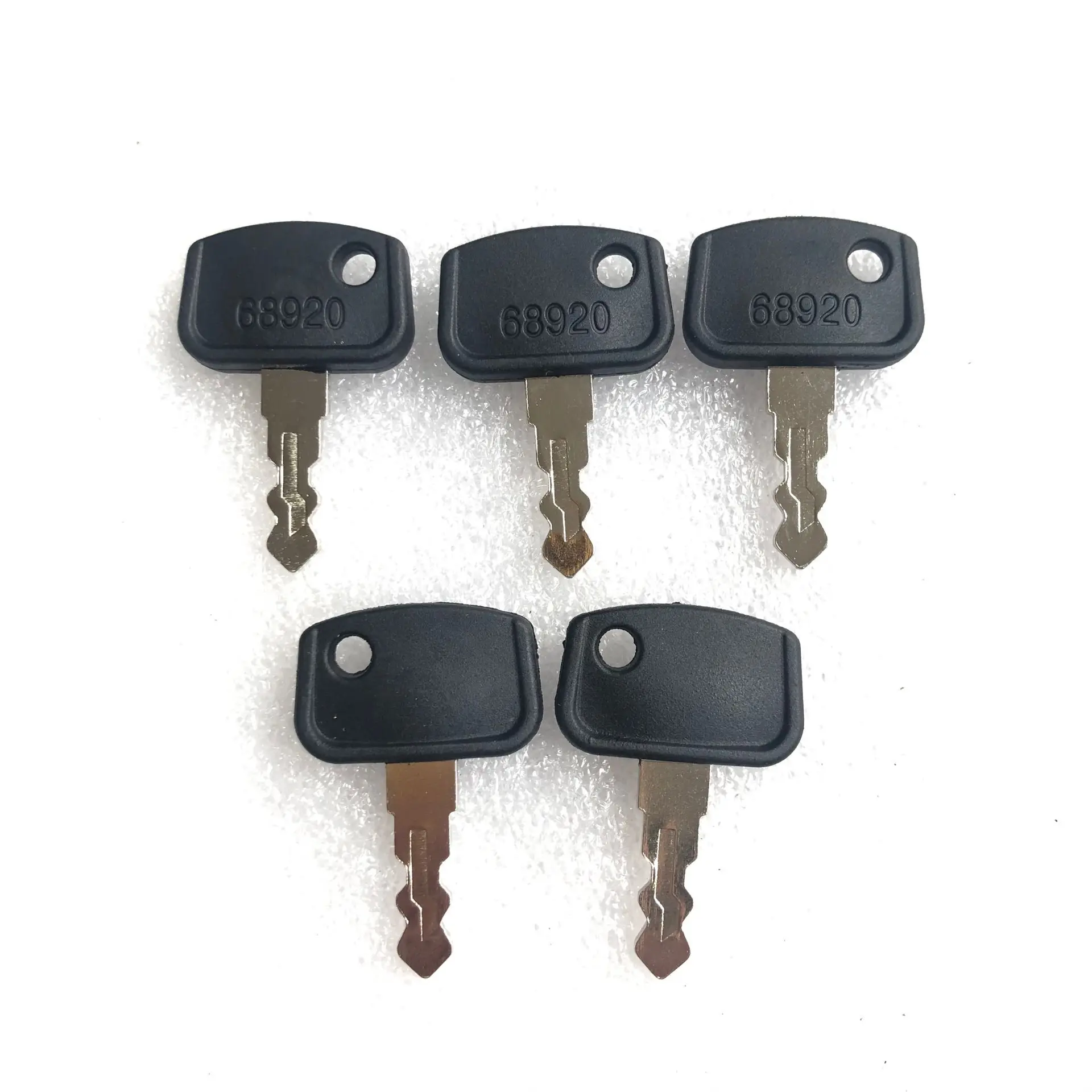 5PCS PL501-68920 68920 Ignition Key for Kubota B BX Series Tractors B26 ZD321 ZD323 RTV 500 900 BX1860 BX1870 BX2370 BX2370-1