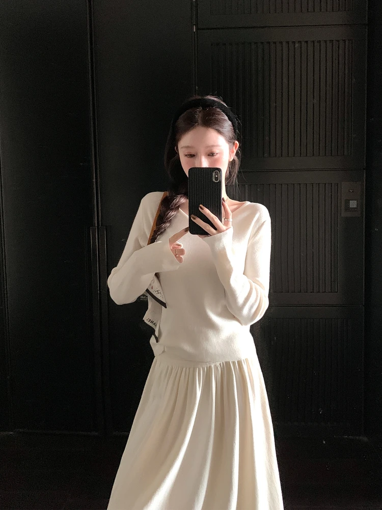 

Женский вязаный шерстяной комплект YANUOYU: V-образный вырез, длинный рукав, многослойный, модный корейский стиль, простой, повседневный, для работы и отдыха