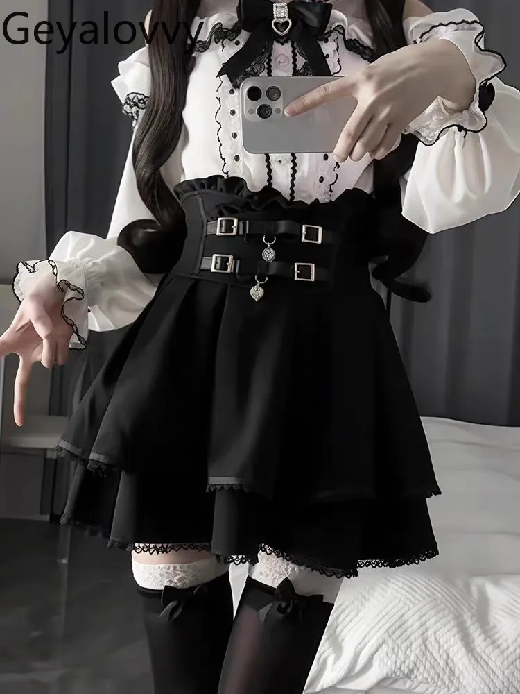 Set di gonna corta giapponese dolce e carina per ragazza bianca con fiocco in pizzo patchwork a maniche lunghe con spalle scoperte e gonna corta ingombrante in vita