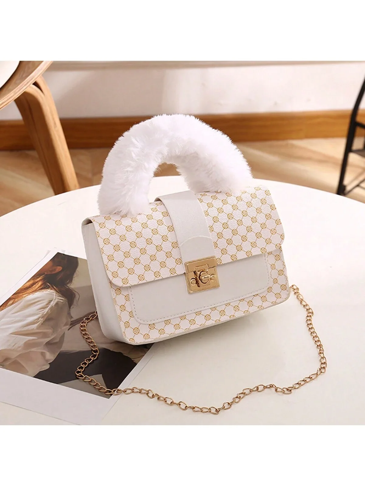 1Pc Young Girls Plush Handle Square Bag, Fashion Chain Shoulder Bag Crossbody Bag, Mini Phone Coin Bag, Ideal Choice For Gifts