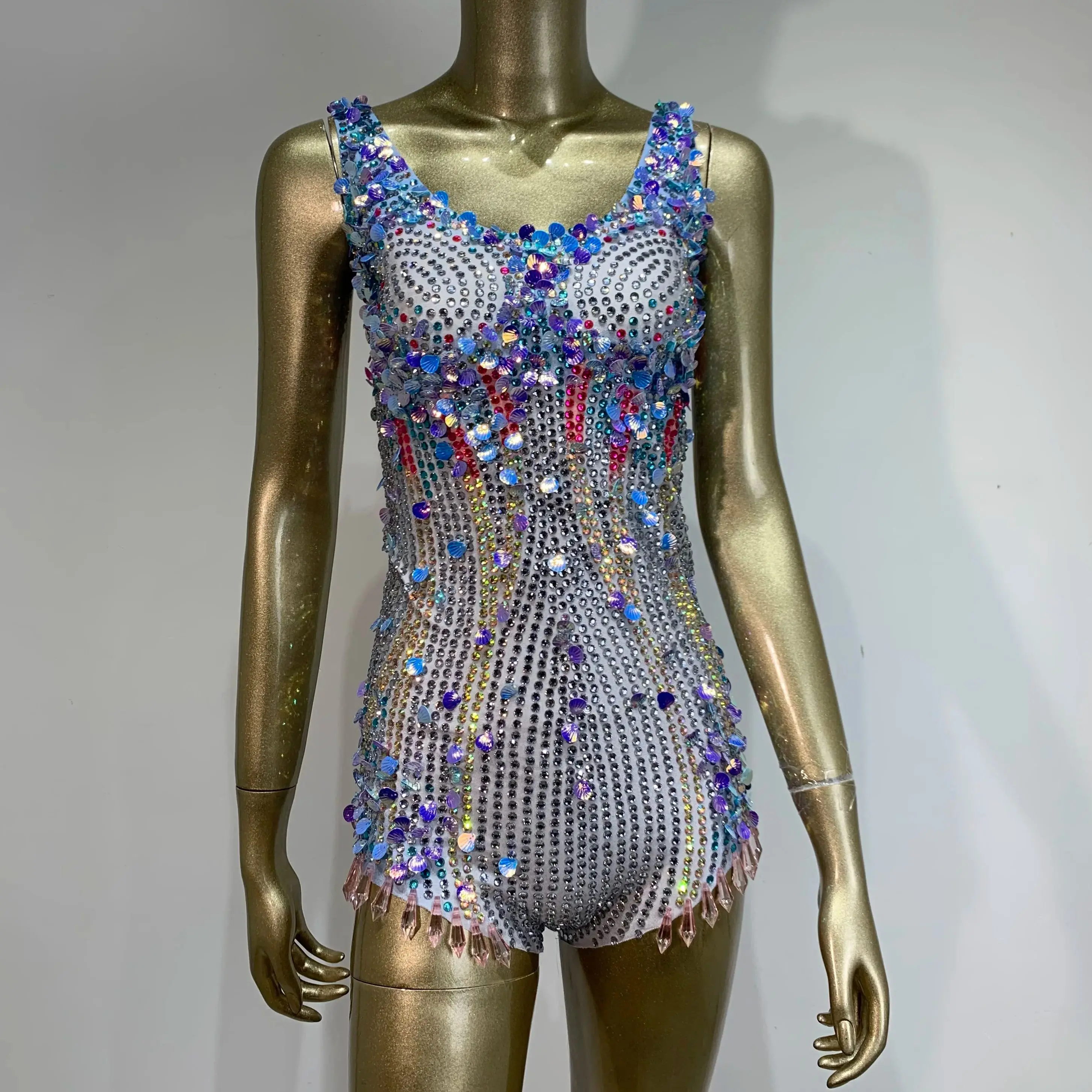 Costume de batterie sexy avec pompon pour femme, manteau de performance avec paillettes et biscuits, tenue de séparés euse de célébrité de luxe, tenue de chanteur, costume de scène, Rotterdam Kly, 2024