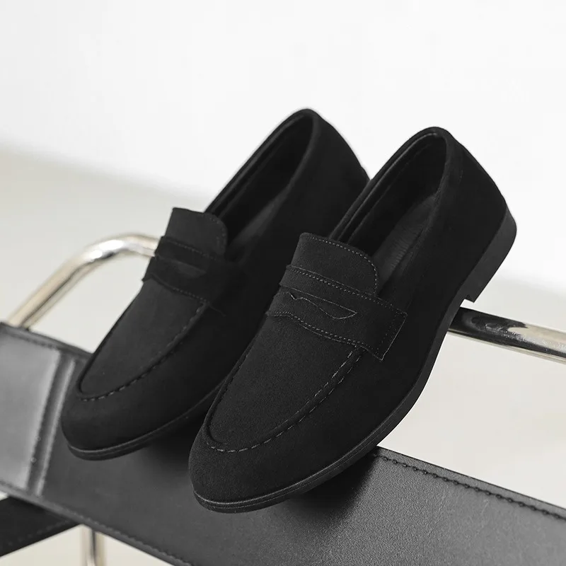 New Classics Men's Suede Slip-On Loafers High-quality Lightweight Breathable Mens Casual Boards Shoes Daily Fashion Flats Shoes
