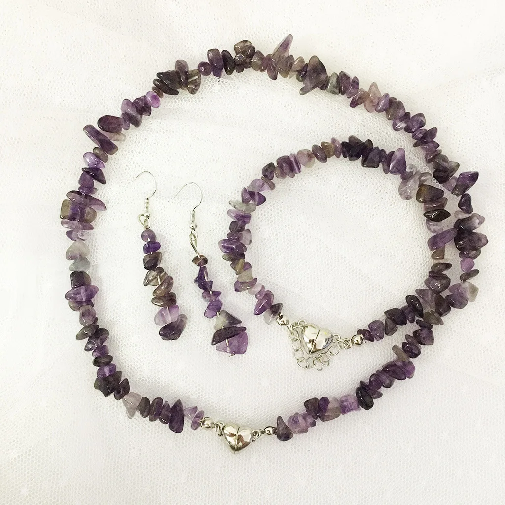 1 Set of Niche Multi-Color Crushed Stone Earrings Necklace Bracelet Set, Heart Magnetic Buckle Natural Stone Jewelry Set