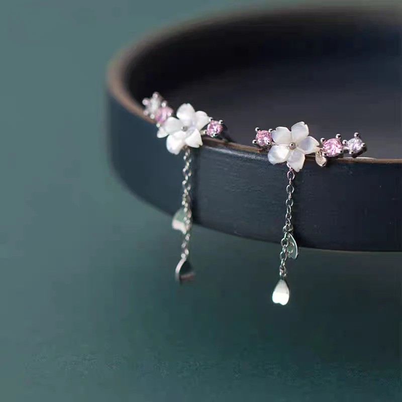 Hot Sale 925 Silver Shell Flower Earrings Fashionable Exquisite Zircon Heart Shaped Pendant Elegant Ear Ornaments for Women