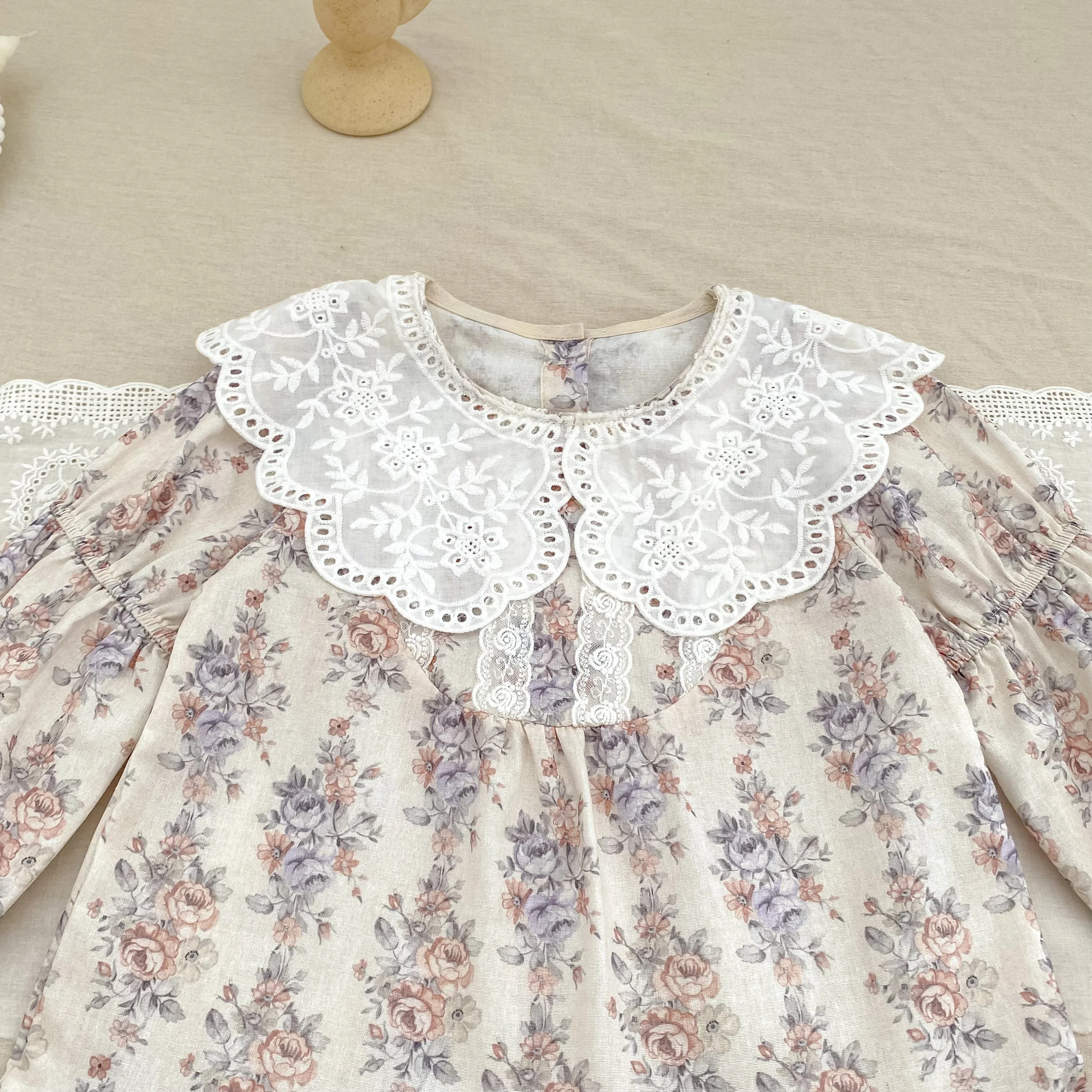 Herbst Blume Französisch Kontrast Revers Stil Mädchen Kleid Frühling Baby Kinder Lange Ärmeln Reine Baumwolle Spitze Süße Prinzessin Kleid – Detail 10
