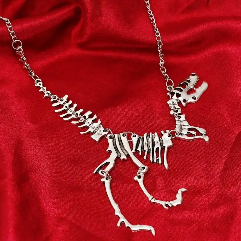 Hip Hop Exaggerated Tyrannosaurus Chain Choker Goth Punk Dinosaur Skeleton Necklace Silver Bone Dragon Necklace Night Club