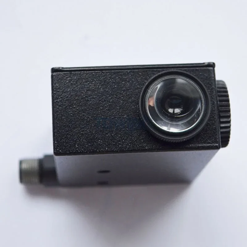 100 % Original Italien Datenlogik-Farbmarkierungssensor TLu-015 auf Lager