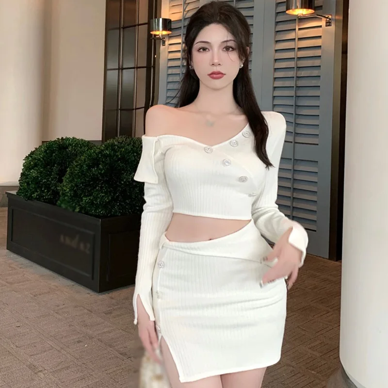 Spring and Autumn Solid Color Slant Shoulder Short Top Slim Sexy Half-body Skirt Fashion High Design Sense Two Piece Set