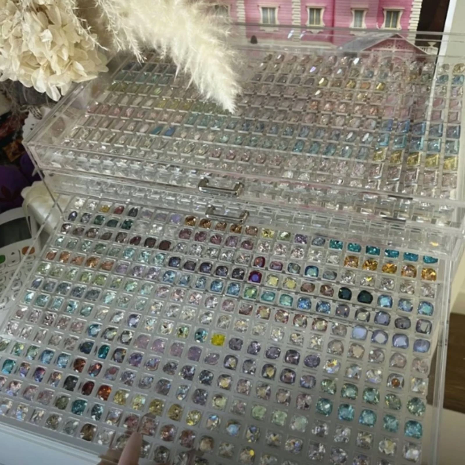 Clear Acrylic Storage Organizer Box Space-Saving Transparent Drawer Organizer with Metal Pull Handle for Nail Art Enthusiasts
