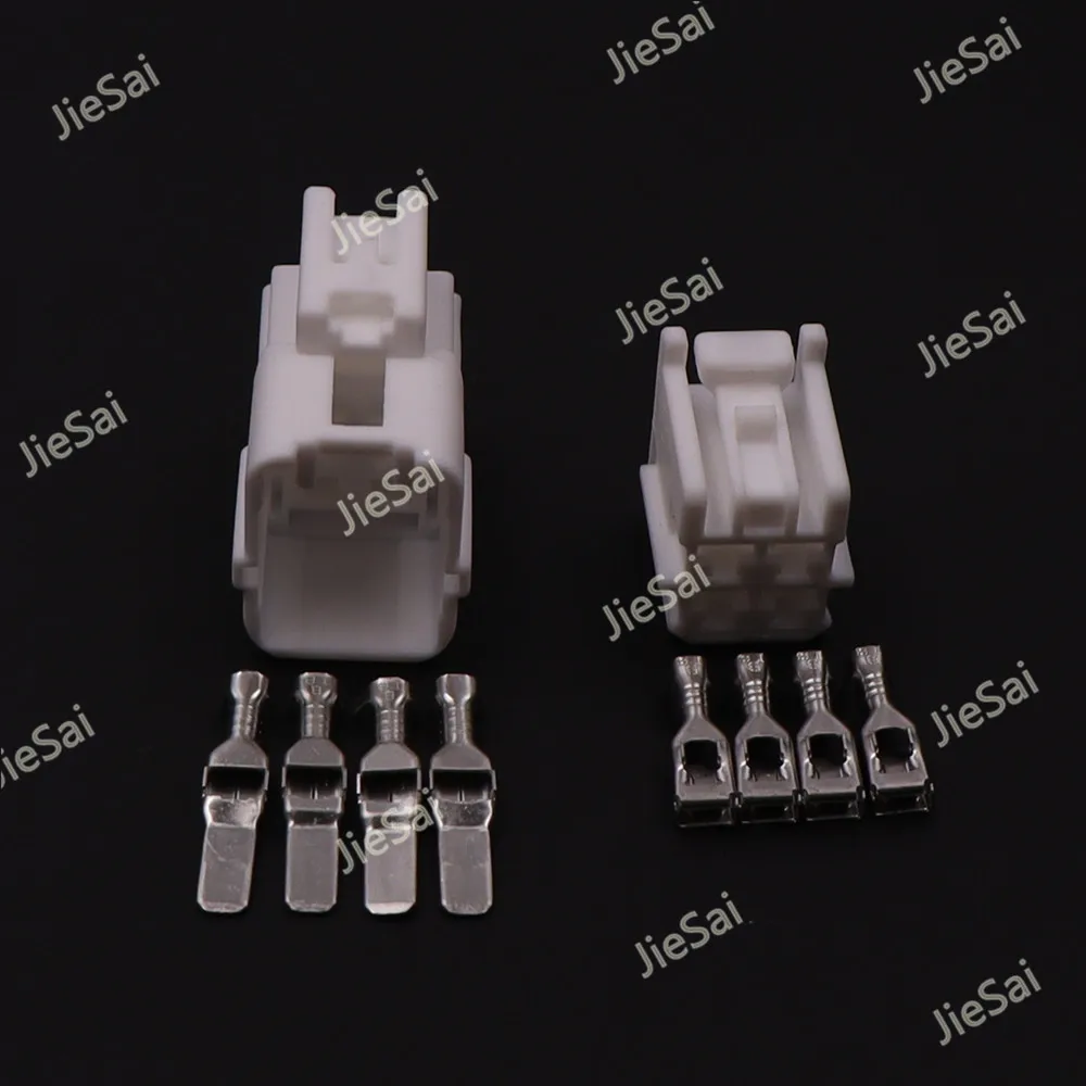 4 Pin 6098-1489 6098-1851 Automobile Cable Connector Car Directional Motor Electronic Booster Pump Module Socket