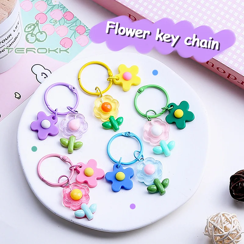 Creative Candy Color Flower Heart Pendant Keychain Cute Small Flower Key Ring Bag Earphone Case Hanging Decoration Accessories