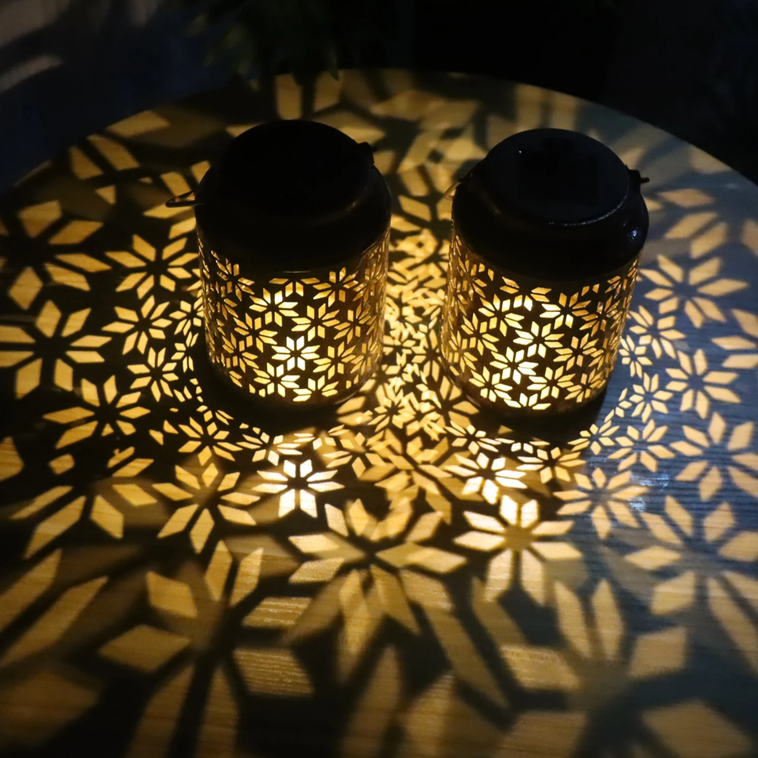 Vintage Finish Metal Solar Lights, Outdoor Yard & Garden Night Landscape Decor