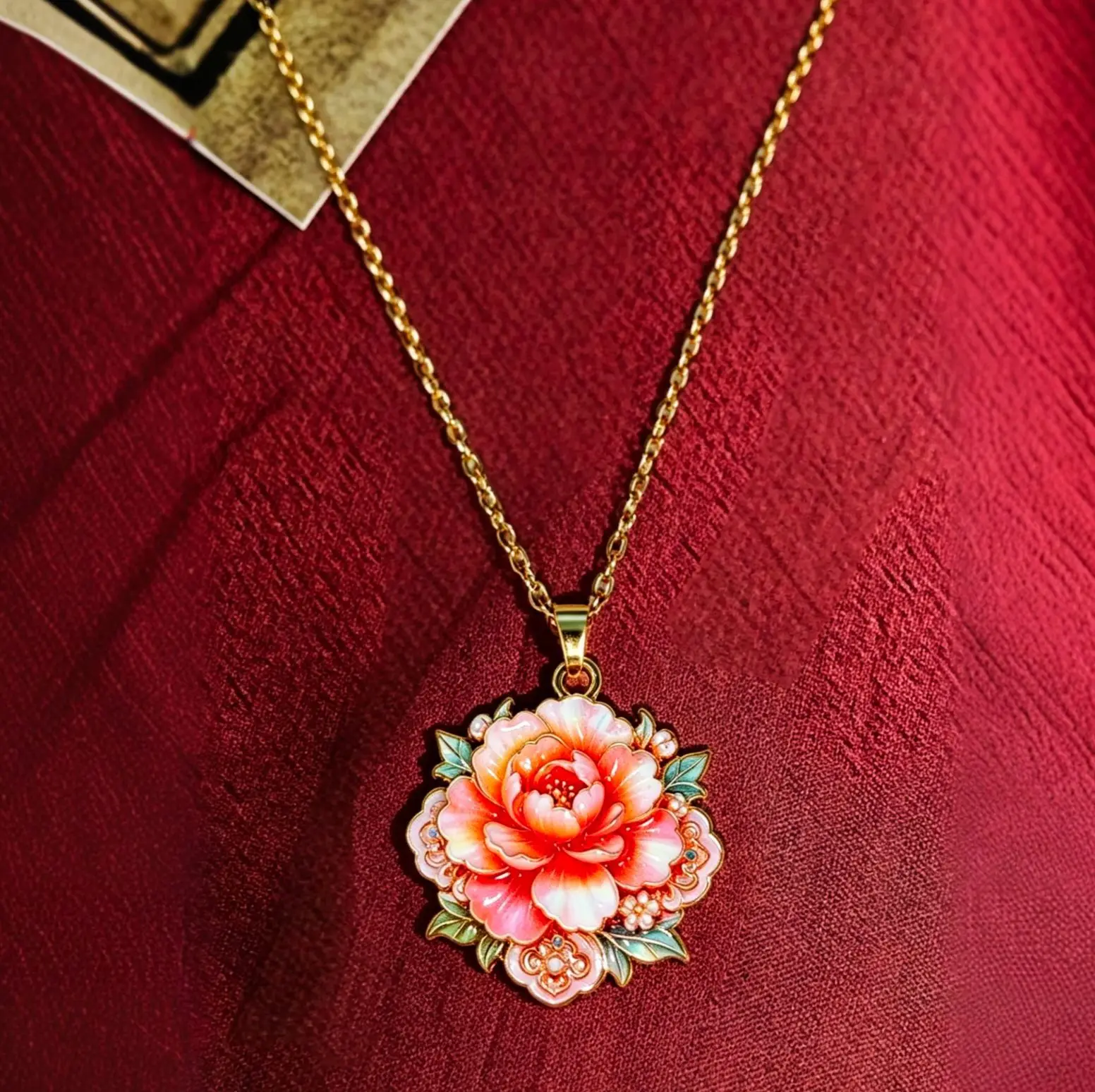 Carnation Sunflower Pendant Flower Three-dimensional Necklace Light Luxury High-end Enamel Gift for Girlfriend and Girlfriend