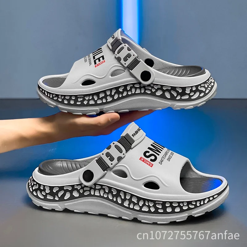 Fashion Men's Sandals Lightweight Breath Slippers Indoor Outdoor Sandals Beach Comfortable Soft Slides Garden Shoes 2026 Summer