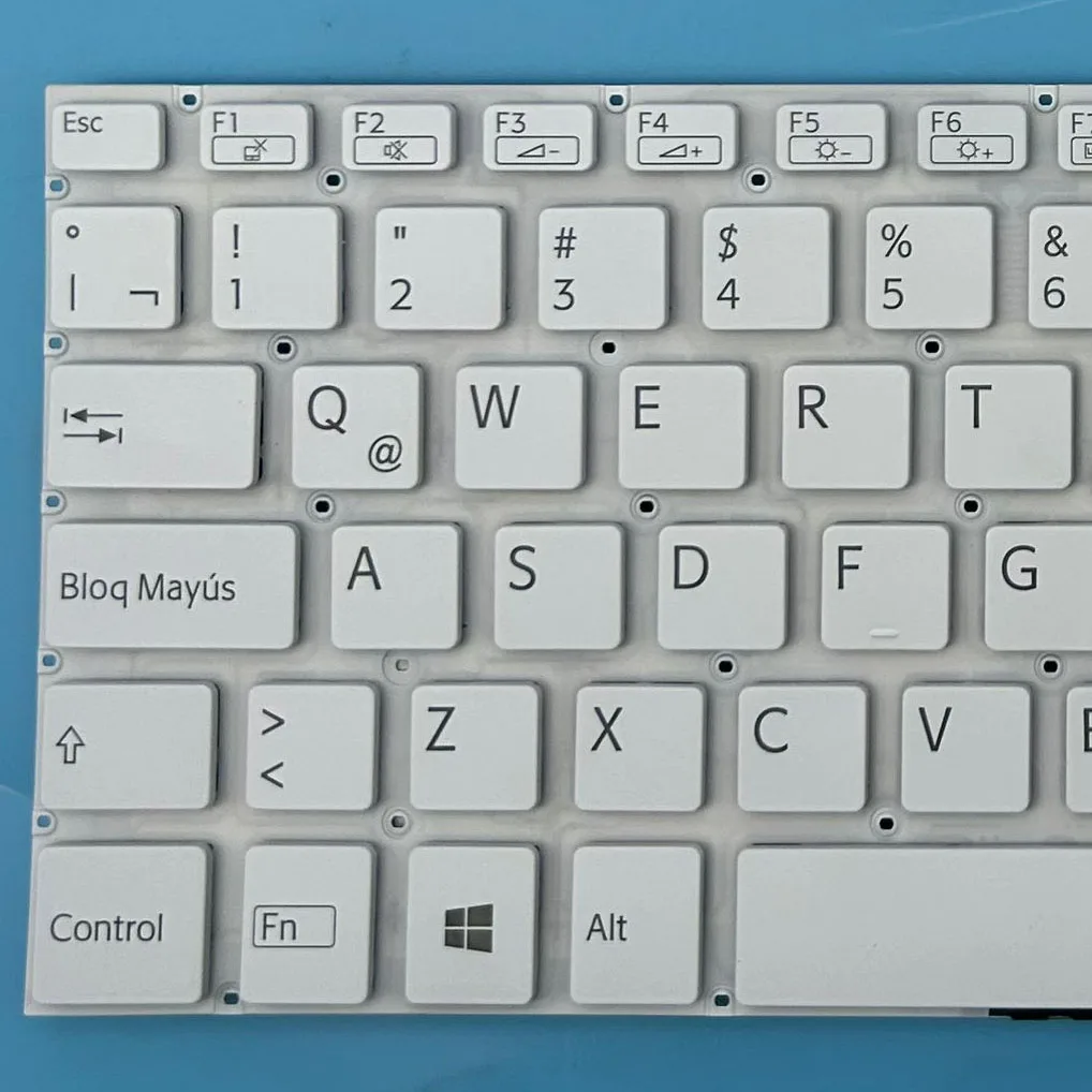 NEW Latin Spanish Keyboard For SONY VAIO SVF1421Z2E SVF144B1EU SVF14325CLW SVF14413CLW SVF142C29U White/Black