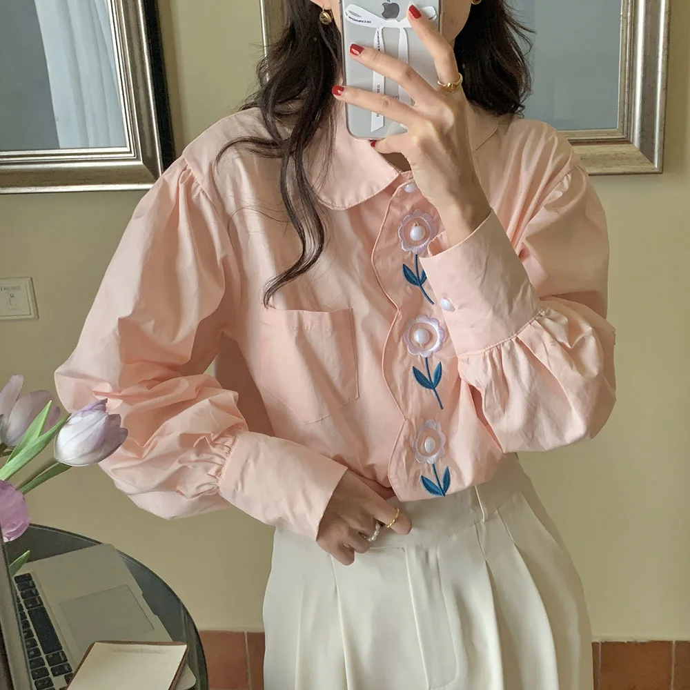 Korean Preppy Style Shirt Women Vintage Elegant Blouse Female Long Sleeve Sweet Chic Basic White Shirts Pearl Flower Blouse Lady