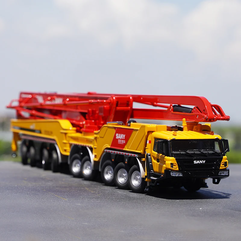 1: 50 SANY 86m concrete pump truck cement mixer alloy engineering machinery model