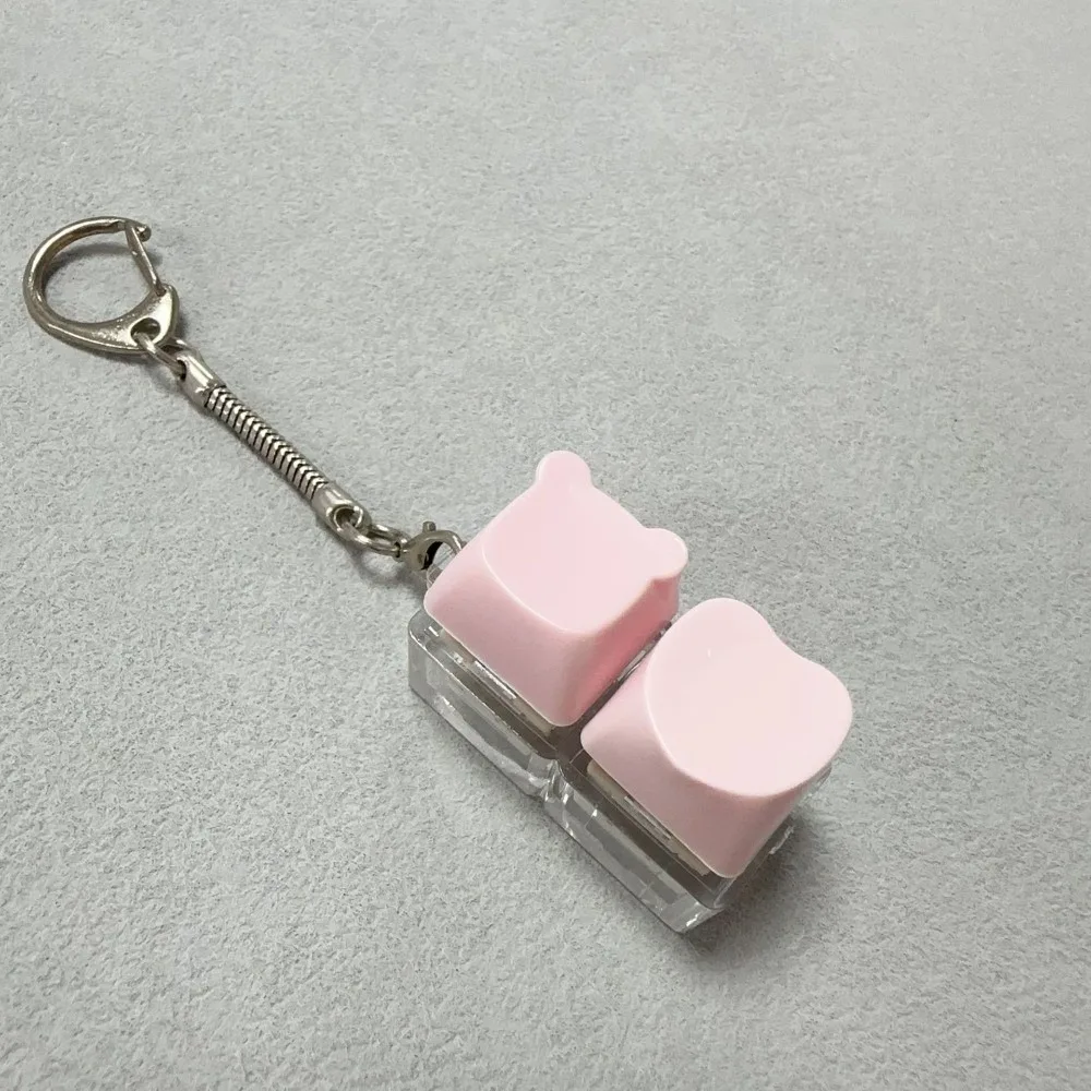 リラックスできる2キー指キーボード漫画の形のキーボタン減圧おもちゃライト付きガジェットクリッカーおもちゃ大人用