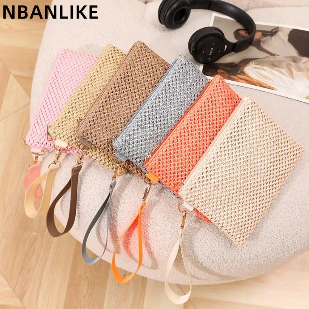Korean Style Portable Colorful Wrist Bag Straw Clutch Bag Woven Coin Purse Vacation Casual Bag with Zipper