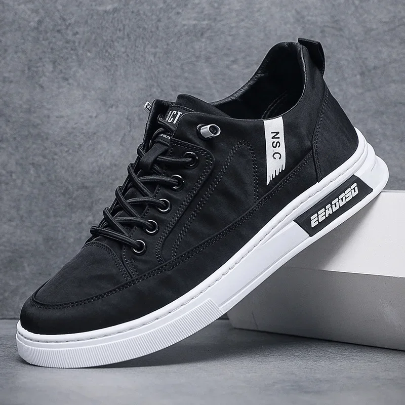 Komfortowe tenisówki wsuwane męskie buty w stylu casual oddychające buty do chodzenia męskie mieszkania zwięzłe trampki męskie 2023 Zapato De Hombre