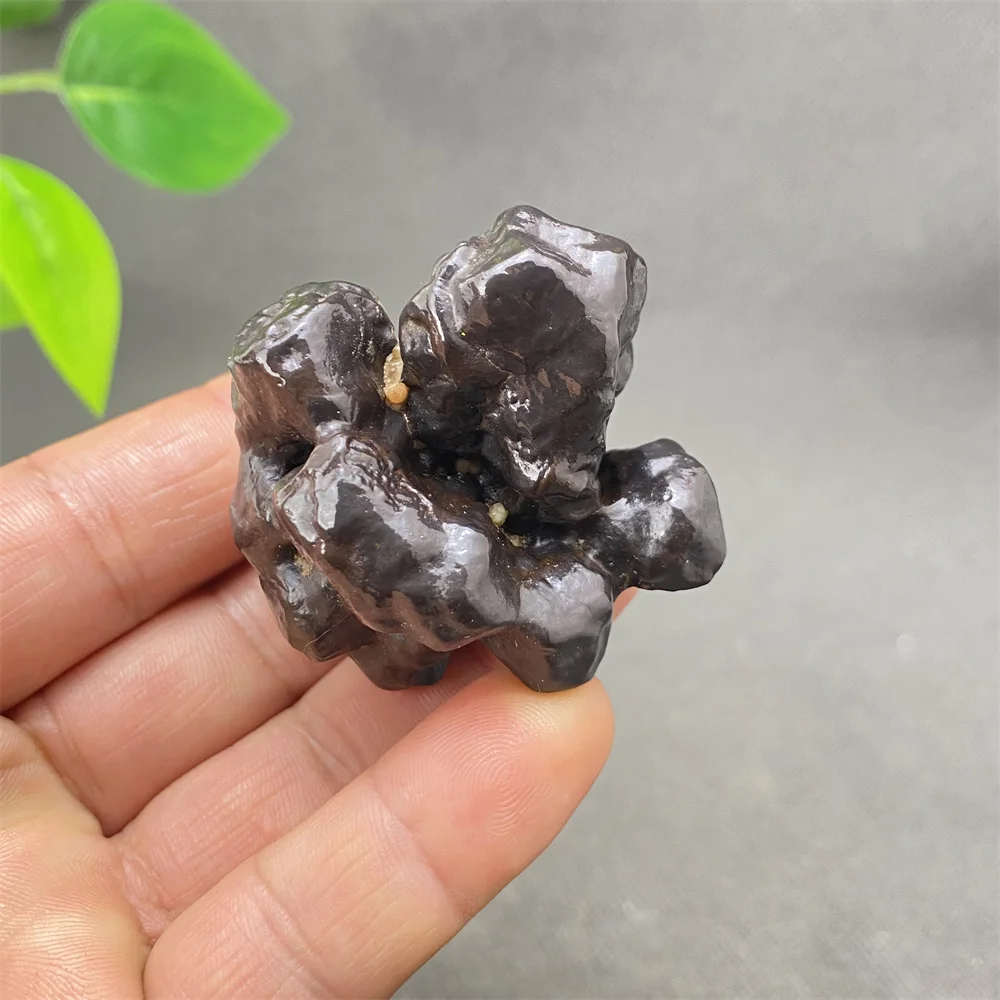 عينة معدنية من الماس الأسود المصري الطبيعي حجر خشن غير منتظم لطقوس السحر نبوءة ديكور المنزل وهدية العيد