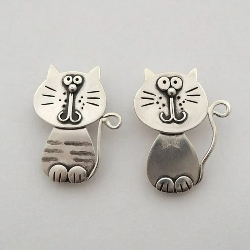 Cute cat earrings, holiday jewelry for women\'s holiday