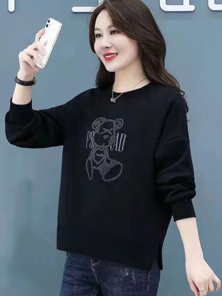 Elegant Embroidered round Neck Sweatshirt Women's Midlife Fashionable Black Design Spring Autumn Winter Ladies Top