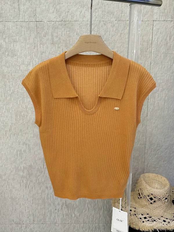 

Korean Style Slim Fit Knitted Shirt Texture Design Summer 2026 Women's T-Shirt Korean Fashion Minimalist Casual Wear
