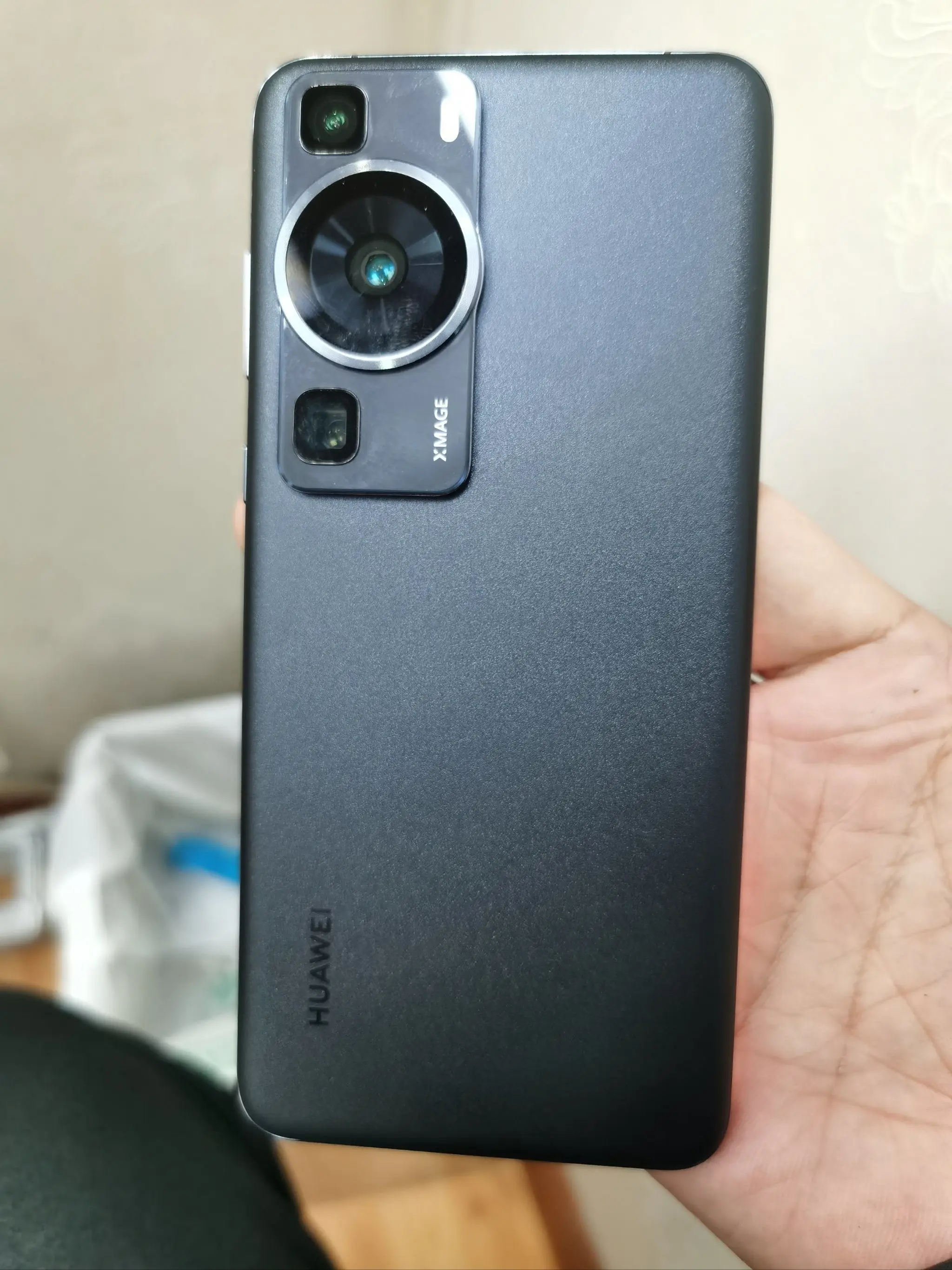 هاتف Huawei P60 الذكي HarmonyOS شاشة 6.67 بوصة 2700x1220px 4815mAh CPU Qualcomm Snapdragon 8+ 4G هاتف مستعمل #3