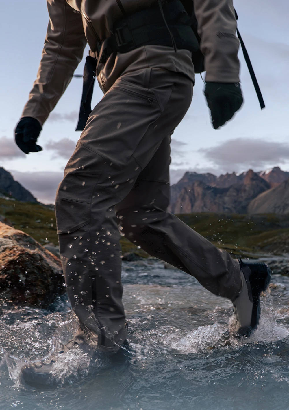 KAILAS Herren T10 PRO Softshell-Hose mit CORDURA, abriebfest und winddicht, für Outdoor-Wandern und Bergsteigen KG2441311 – Detail 1