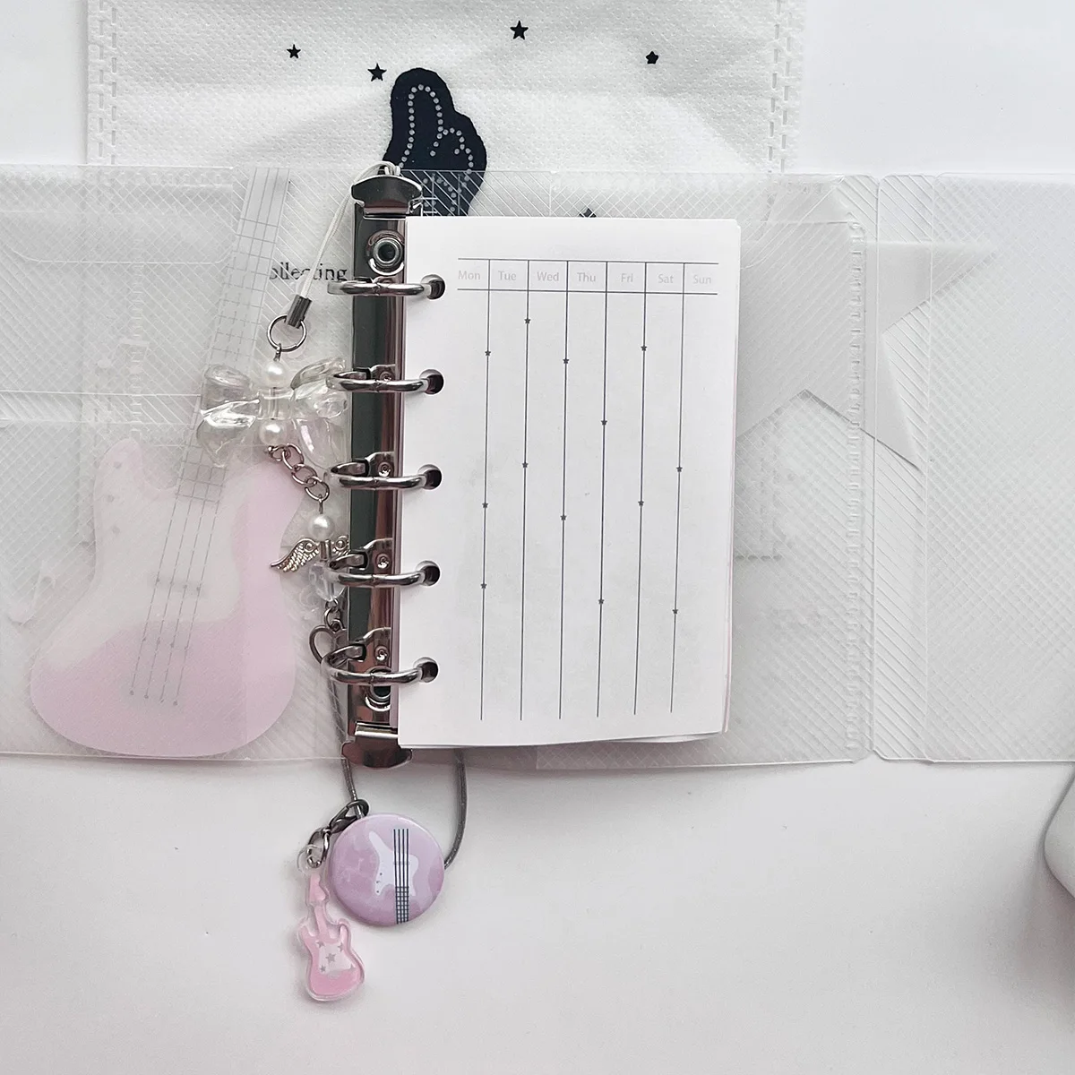 สมุดบันทึก WAKAWAKA M5 แบบสามพับ พร้อมสายรัด  สำหรับใส่รูปภาพ การ์ด ของสะสม  ธีมดนตรี  วัสดุ PP ทอลายทแยง พกพาสะดวก