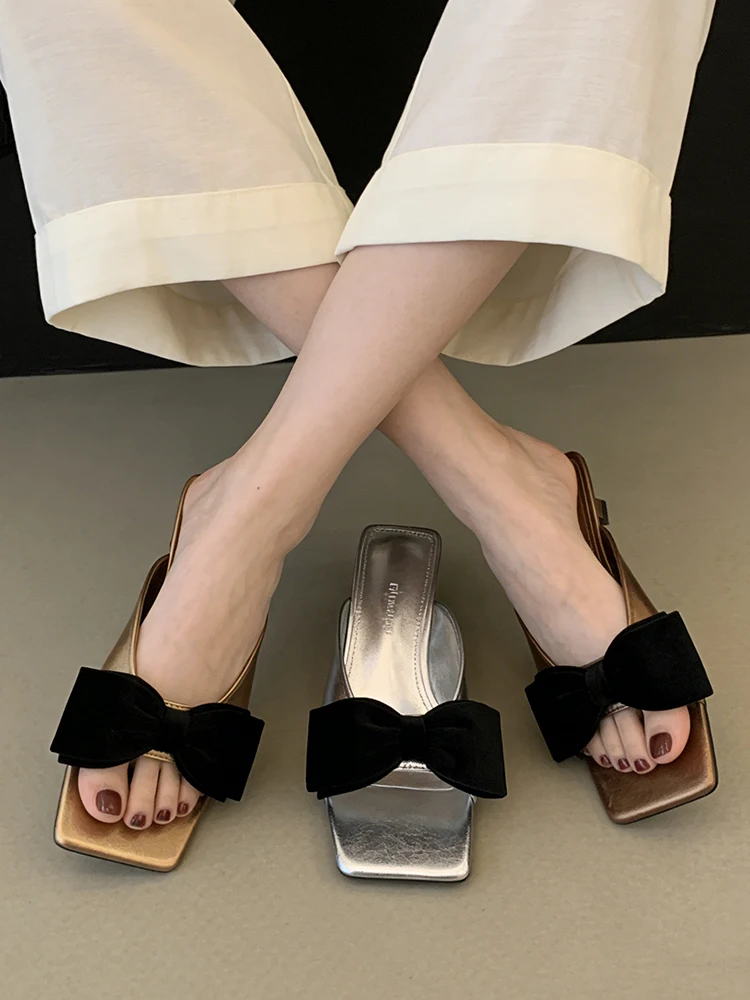 

Silver Knot mid Heel Sandals Women's Summer Outdoor Wear 2026 New Square Head Small Heel Slippers Anti-Slip Rubber ...