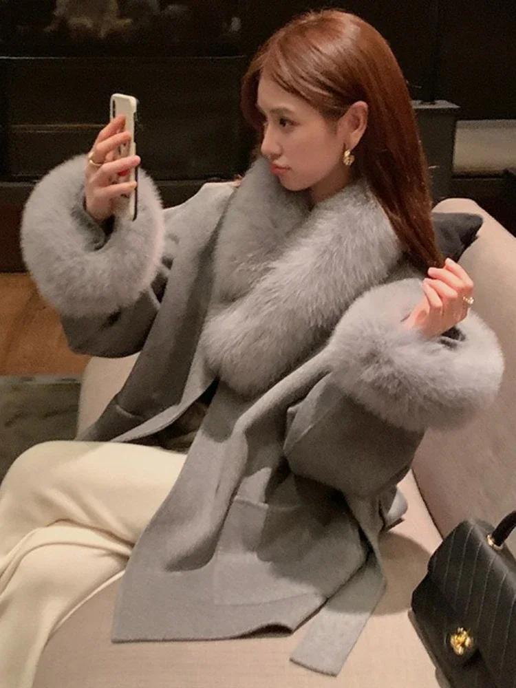 جديد الخريف الشتاء ملابس النساء سميكة الدافئة الفراء الكفة الكشمير معطف الصوف الإناث موضة ريال فوكس الفراء طوق سترة صوفية