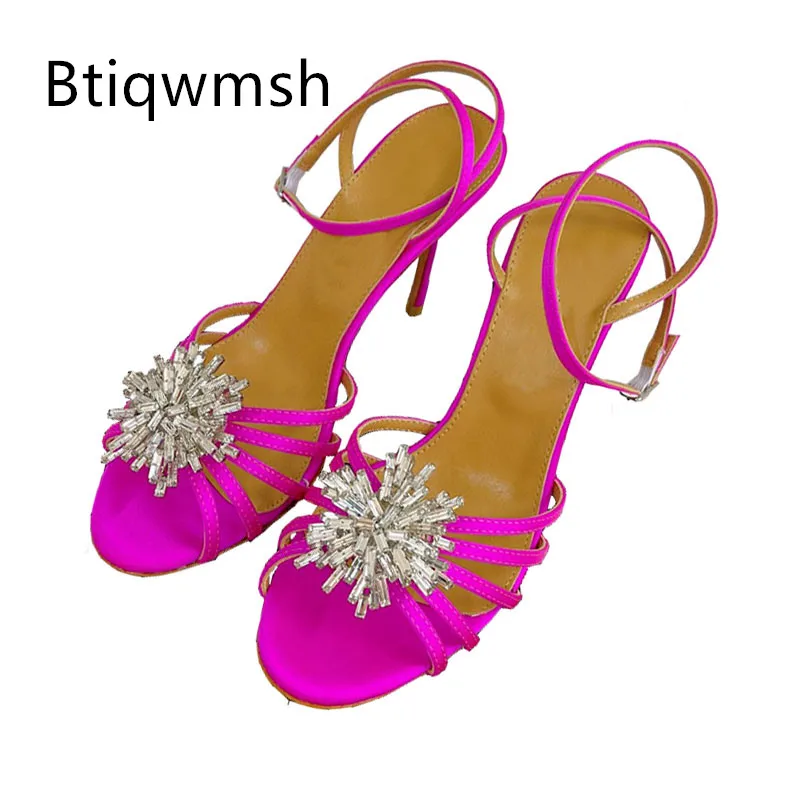 

Розовые роскошные атласные сандалии со стразами, женские туфли-лодочки с открытым носком и узким ремешком на высоком каблуке, женская пикантная обувь для вечеринок