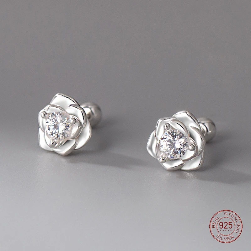 

Серьги-гвоздики женские из серебра 925 пробы с инкрустацией из циркония