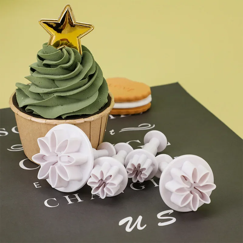 4PCS Push-type Cookie Cutter Spring Cookie Mold Biscuit Daisy Flower Mold DIY Pastry Cake Mold Fondant Stamp Cake Tools