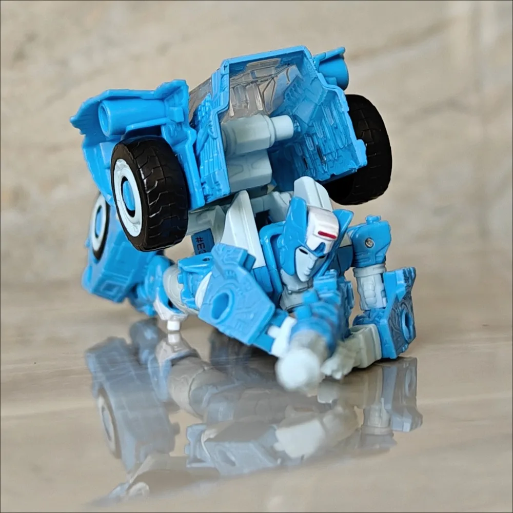 ฮาสโบร ทรานส์ฟอร์มเมอร์ส ซีรีส์ วอร์ ฟอร์ ไซเบอร์ตรอน WFC-S20 โครเมีย ดีลักซ์ คลาส อนิเมะ แอคชั่น ฟิกเกอร์ โมเดล ของเล่นสะสม ของขวัญ