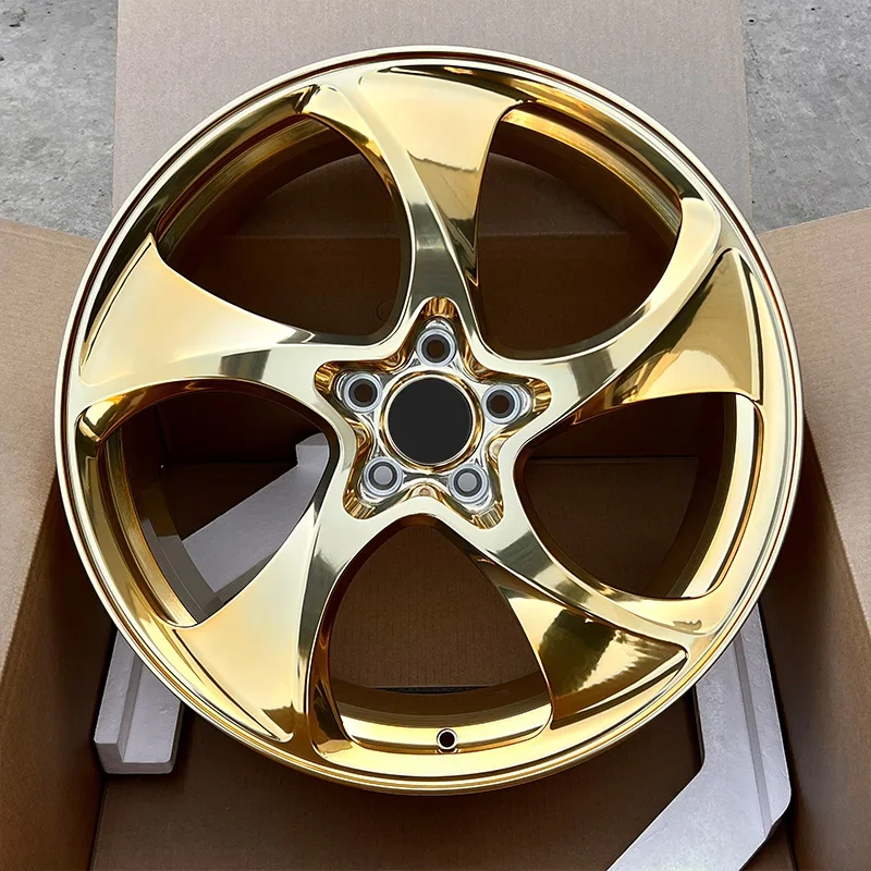 Polished frozen gold color / custom forged wheels 18/19/20/21 inches / 10,000-ton modification Please inquire about the price.