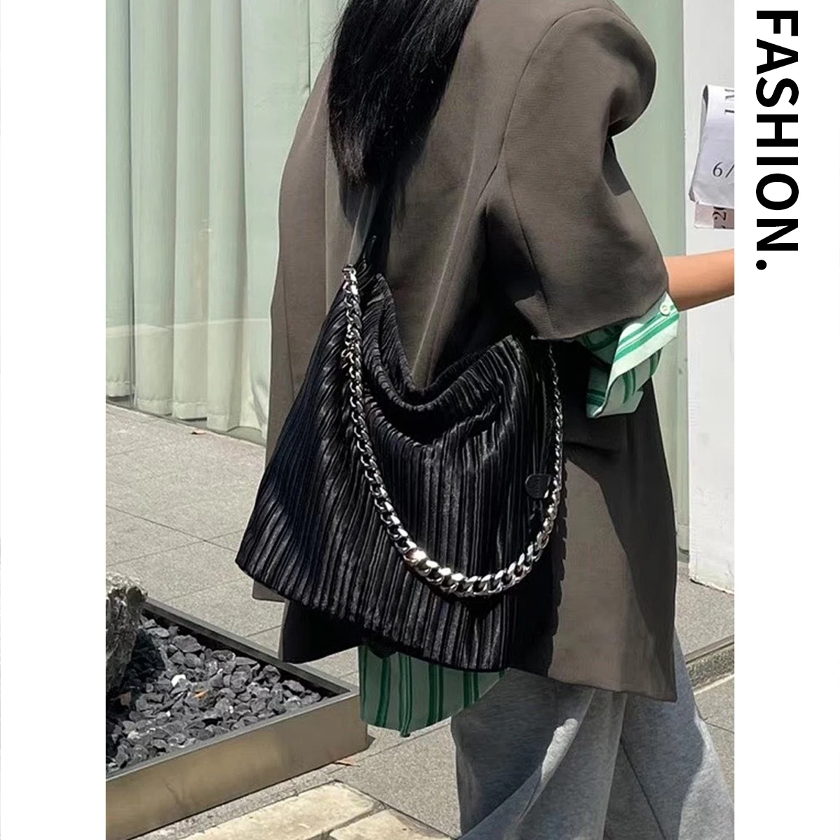 

Классическая большая сумка на осень-зиму 2025 года, черная женская сумка на плечо, женская большая вместительная сумка через плечо, повседневная сумка-ведро