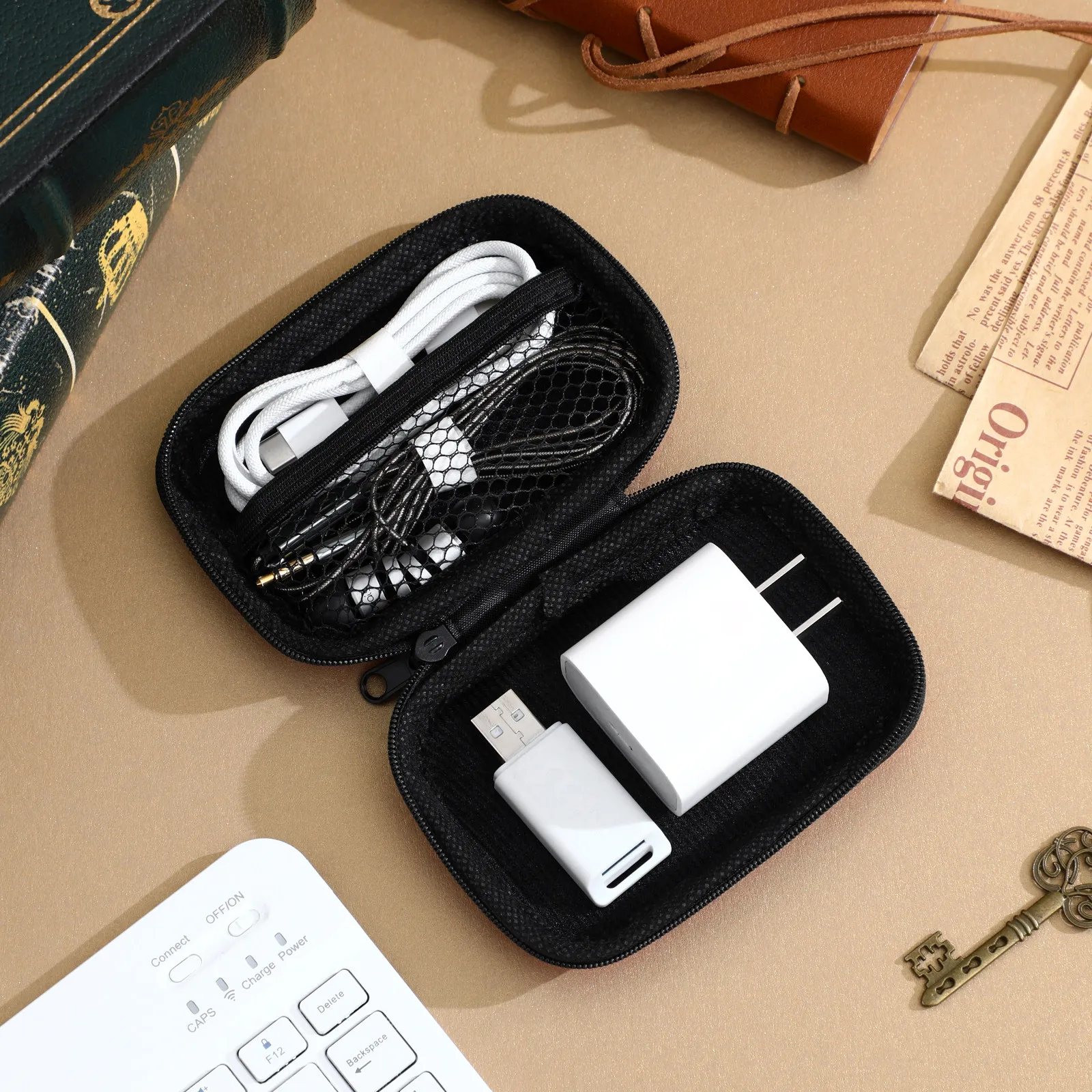 Multifunctional Data Cable Storage Bag Portable Easy Carry Digital Organizer Bag Shockproof Lining Water Resistant PU Travel