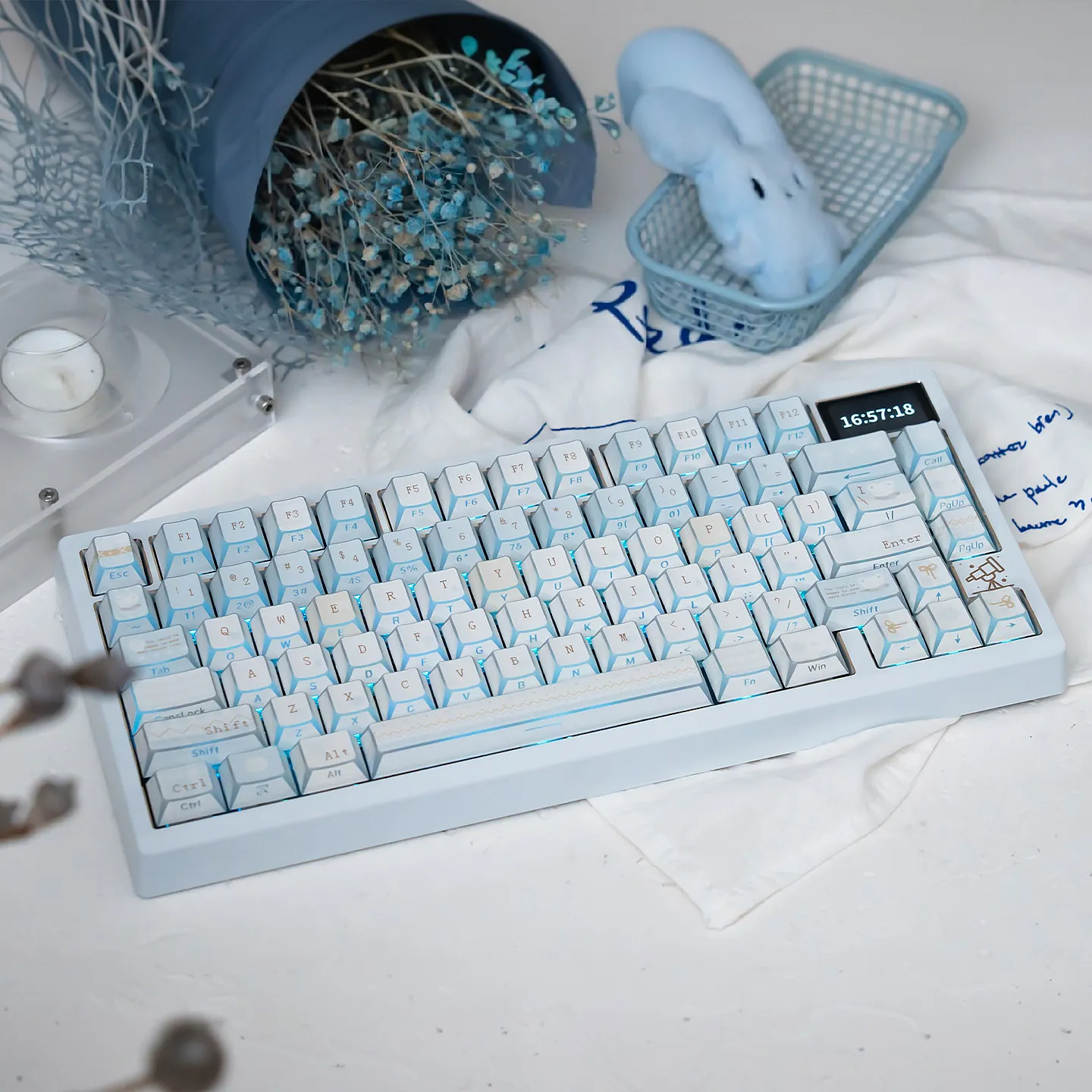 URE Winter Letter Shadow Keycaps Dye-Sub Cherry Profile PBT Keycaps Blue White Custom For MX 64/75/87/96/104 Mechanical Keyboard