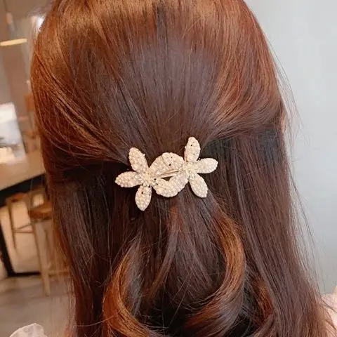 

Elegant and Sweet Pearl Women's Advanced Elegant Luxury Fashion Four Seasons Curly Hair Clipper