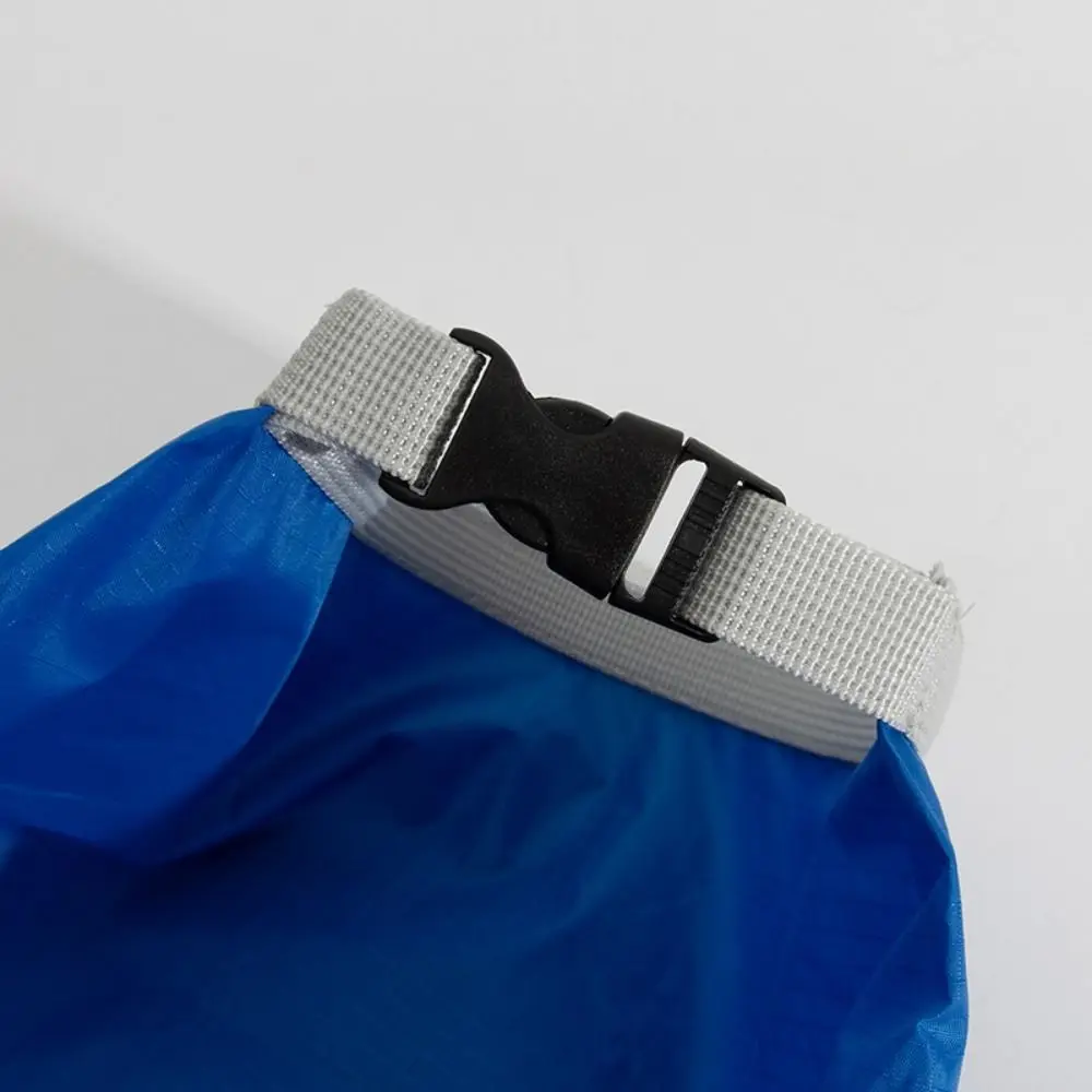 

Водонепроницаемая сумка-ведро объемом 20 л с плечевыми ремнями, легкий пляжный рюкзак для плавания