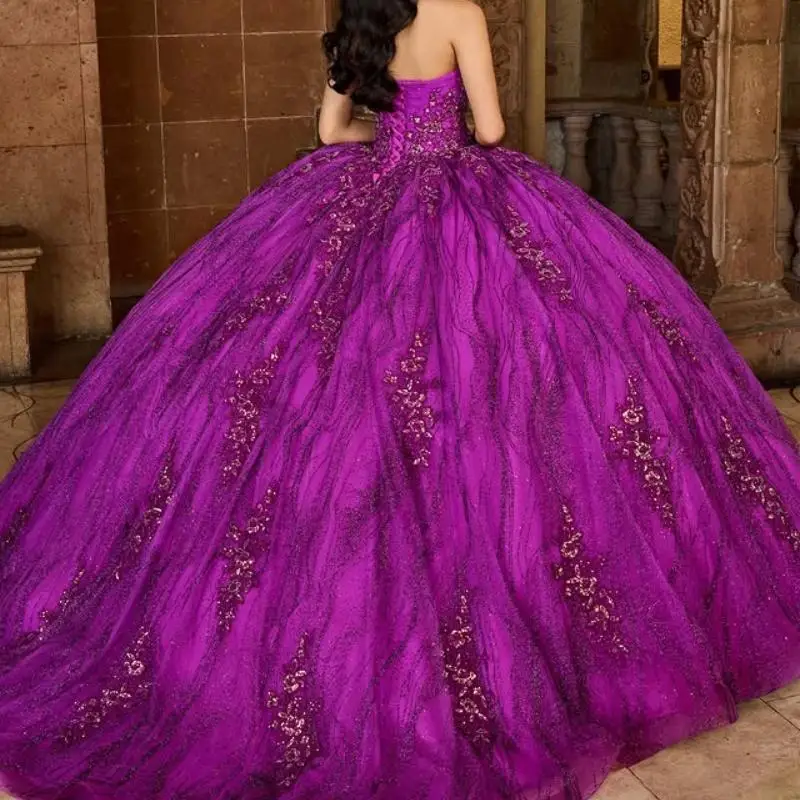 Рисунок 3 - Блестящее фиолетовое платье Quinceanera