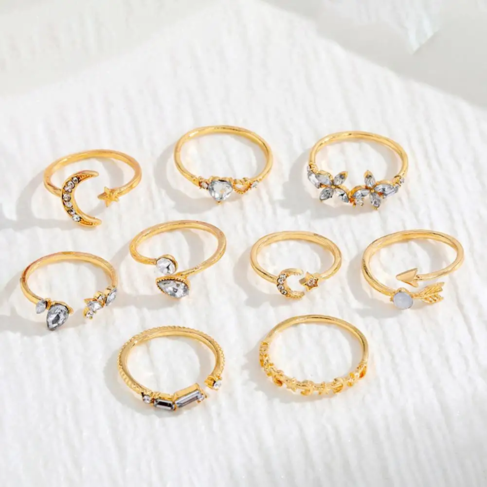 Alloy Rings 9-piece Rhinestone Decor Lady Ring Set with Star Moon Butterfly Heart Designs Adjustable Stackable Finger for Women