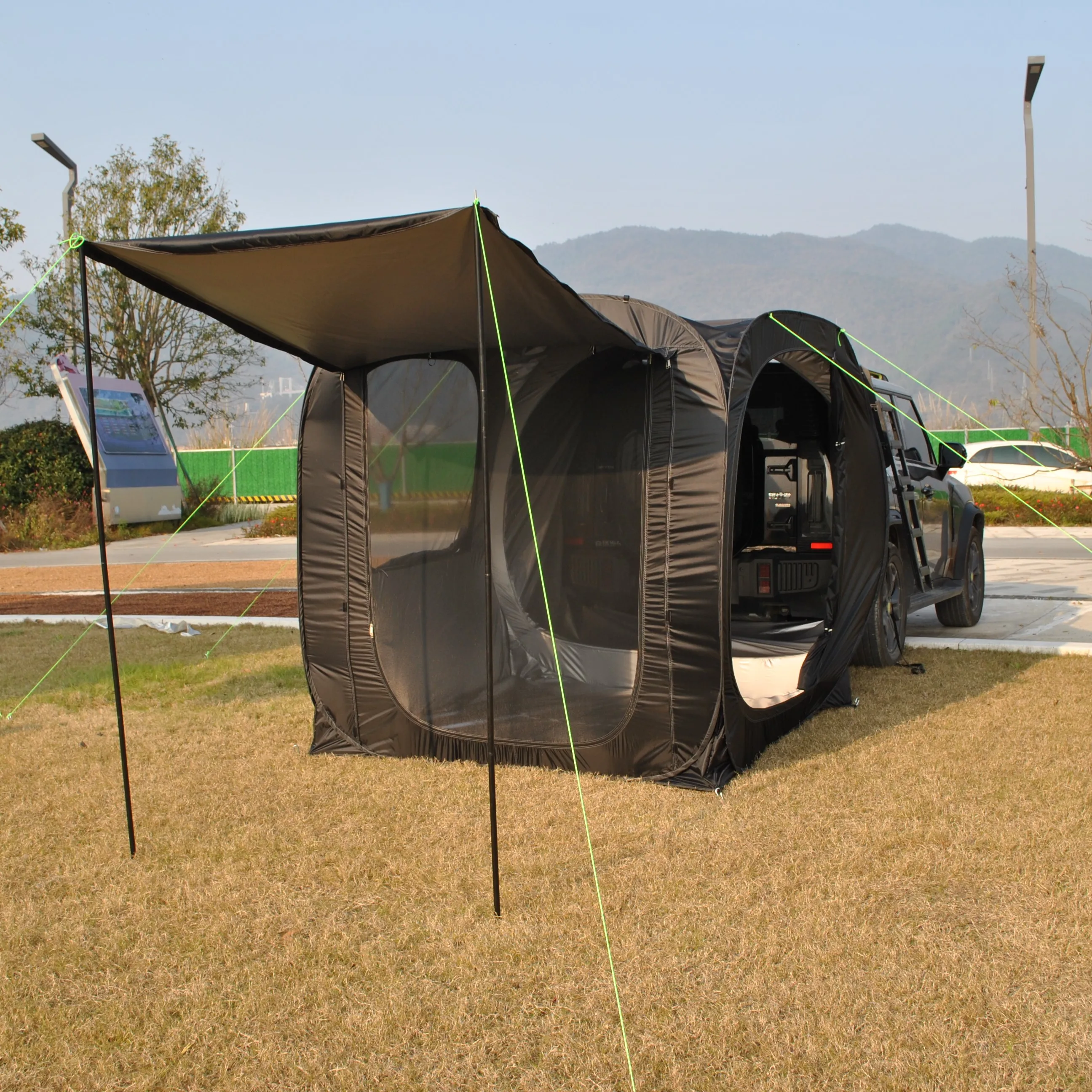 Park camping trip campsite tram for 4 people, automatic and instant start, no need to build rear extension car tent