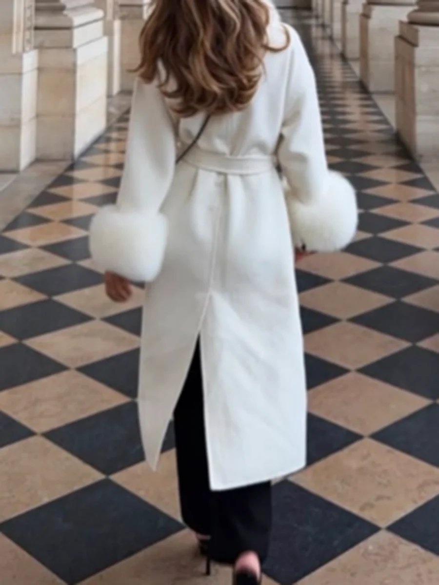 TWOTWINSTYLE, abrigos elegantes con cuello de piel empalmados lisos para mujer, cuello en V, mangas largas, abrigo básico Lac Up de retazos, ropa femenina