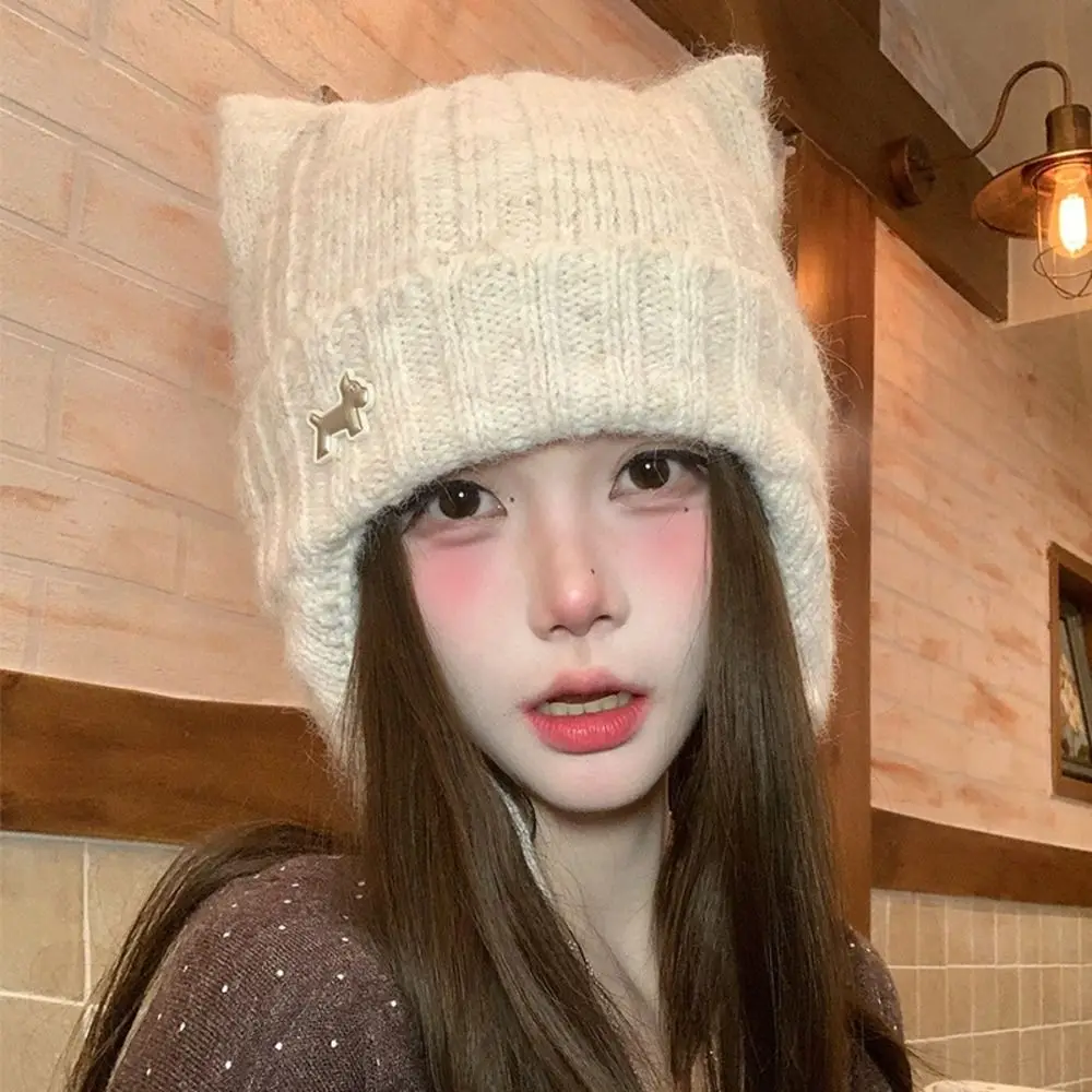 Polyester Fleece Lined Beanie Large Head Circumference 56cm To 58cm Warm Winter Hat Ear Protection Thick Knit Hat For Women